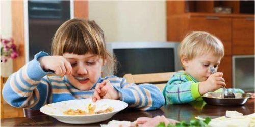 娱乐吃瓜酱跟妈妈要钱